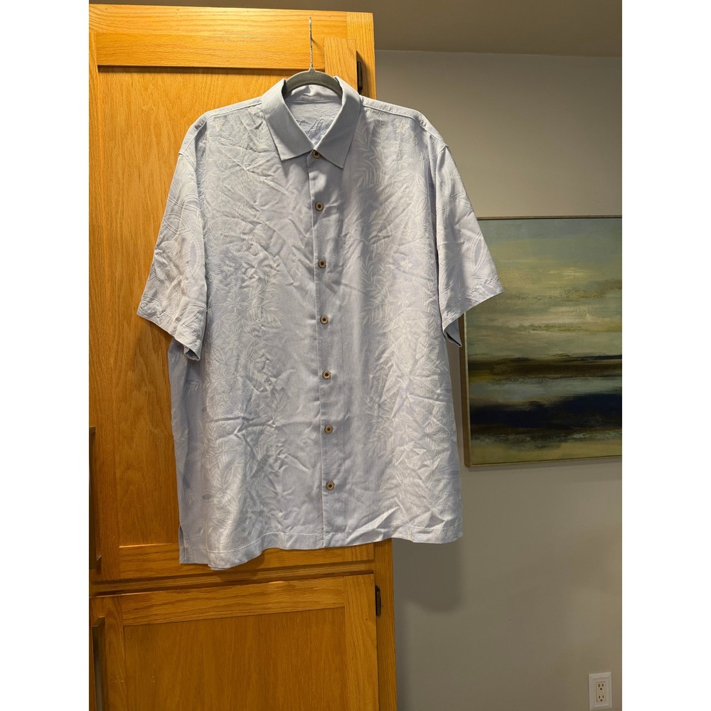 Tommy Bahama Mens XL Light Blue Silk Short Sleeve Button Shirt Vacation Relaxed
